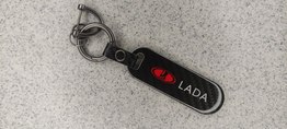 Брелок для ключей Carbon с карабином Lada 4517