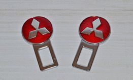Заглушка для ремня безопасности Mitsubishi red (2шт)