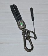 Брелок для ключей плетеный с карабином Skoda 3944