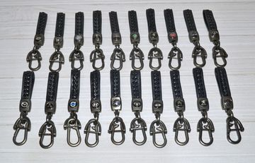Брелок для ключей плетеный с карабином Skoda 3944