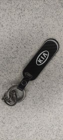 Брелок для ключей Carbon с карабином Kia 4516