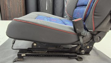 Накидки на сидения POKROVA 600 с экокожей Черно-синие перед