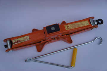 Домкрат ромбовидный 2т с ручкой усиленный подъем 120-413 мм Elegant 100 835 